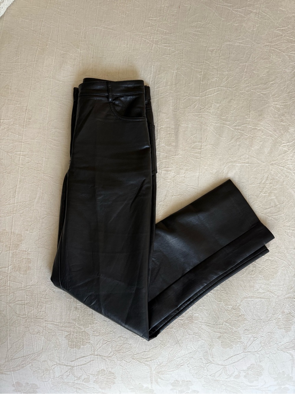 Aritzia Wilfred “The Melina” leather pants